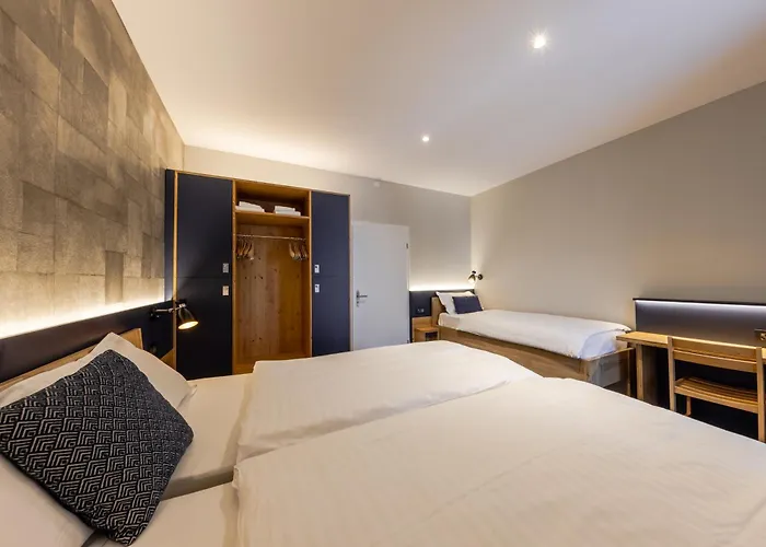 Villars Lodge